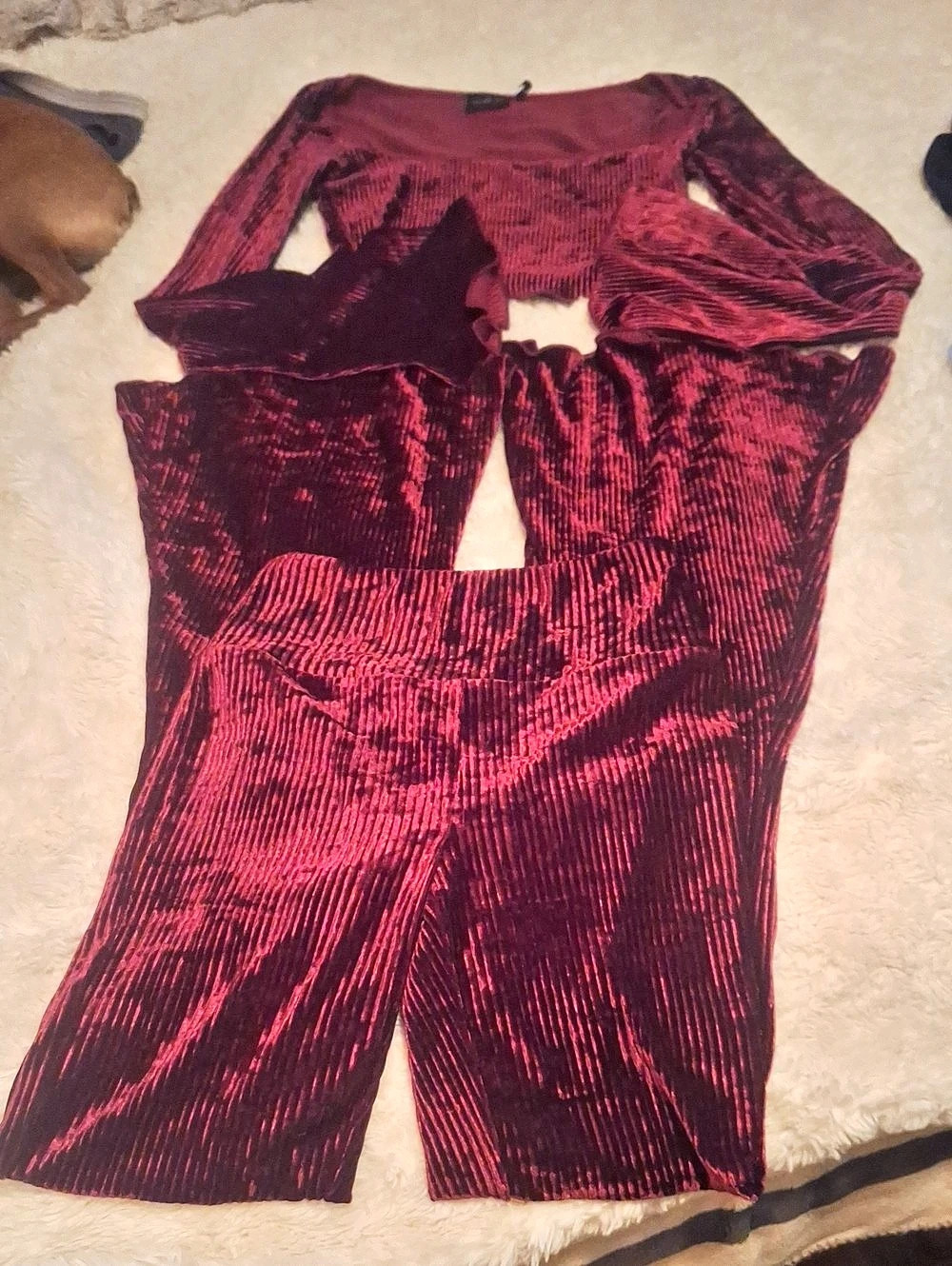 Out from Under Ribbed, Velvety Soft, & Flared Hem/Sleeves Size XS